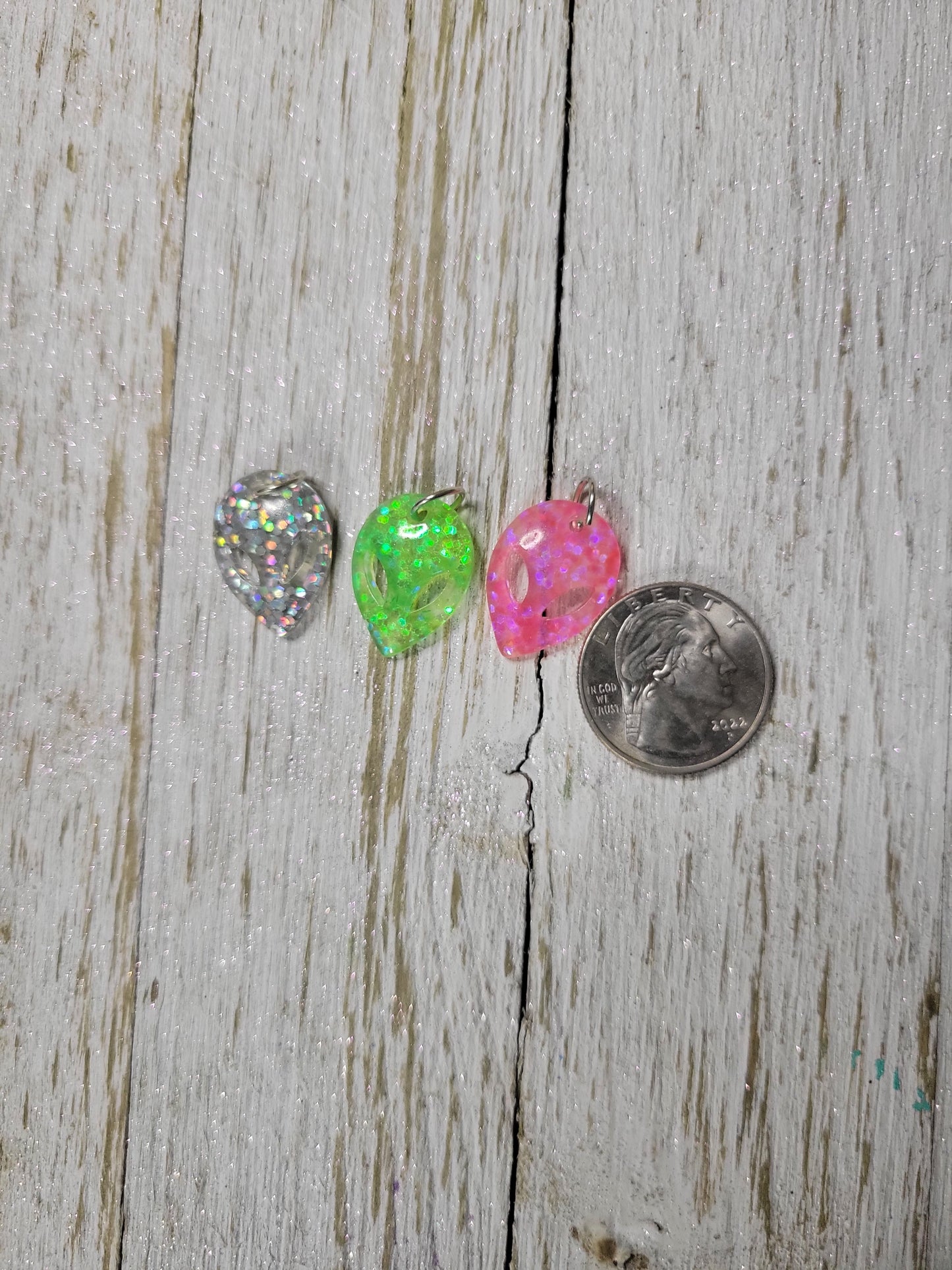Alien 3pk Zipper Charm